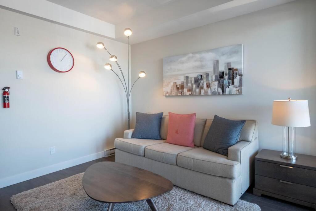 Clean 4Th Floor 1 Bedroom Apt In Old Town China Town Victoria Zewnętrze zdjęcie